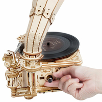 ROBOTIME Rokr 3D dřevěné puzzle Klasický gramofon 424 dílků