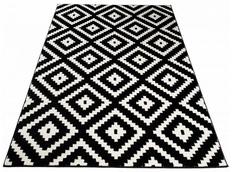 Kusový koberec Maroko - 885 - černo-bílý