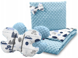 Dětská deka do kočárku s polštářkem a motýlkem - BABYMAM PREMIUM set 3v1 - Retro autíčka se světle modrou minky