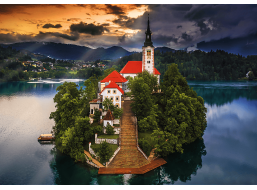 TREFL Puzzle Premium Plus Photo Odyssey: Bledské jezero 1000 dílků
