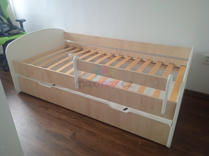 Dětská postel pro DVA (s výsuvným lůžkem) 180x90 cm - MADAGASKAR