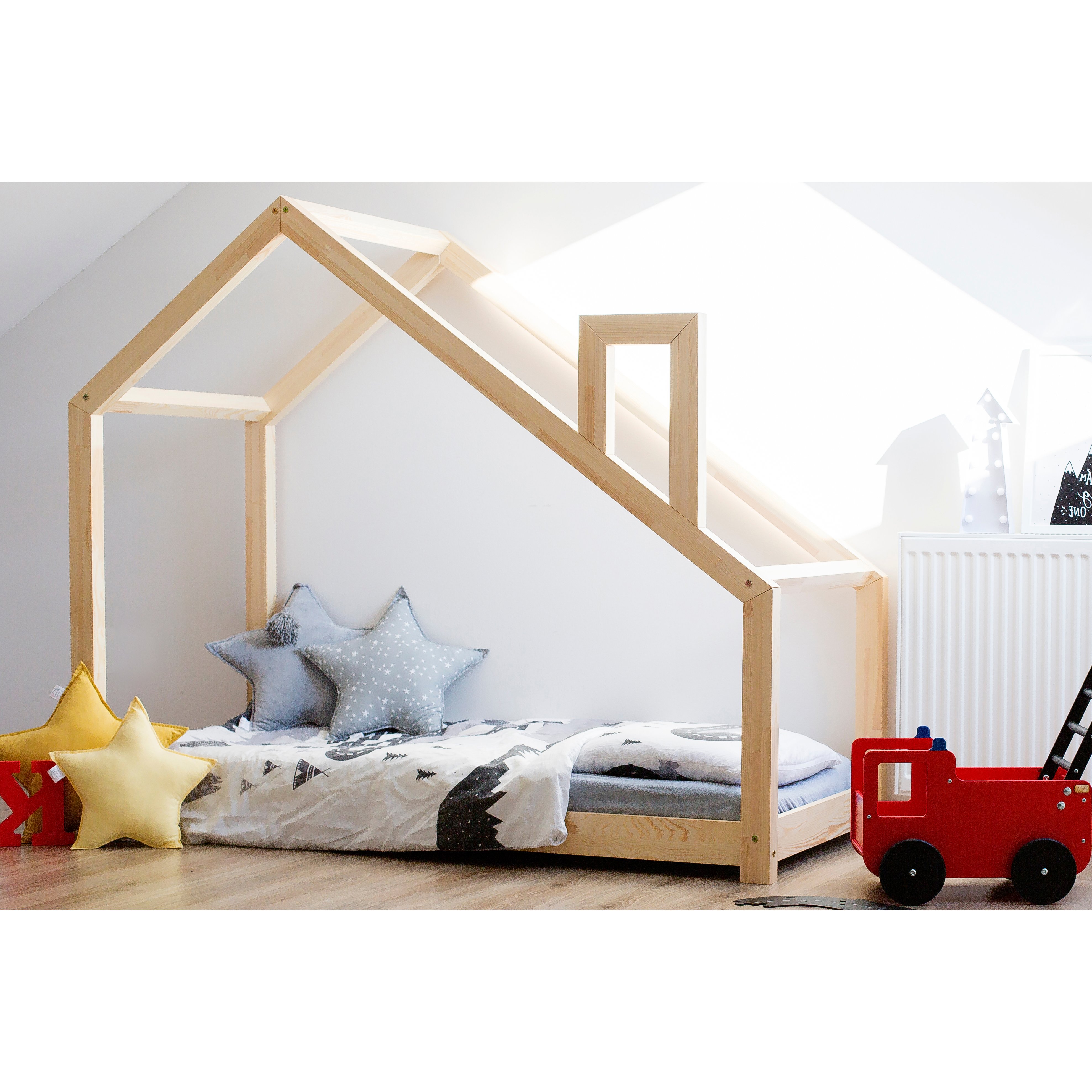Detska Postel Z Masivu Domecek S Kominem 200x90 Cm E Shop Maxmax Cz