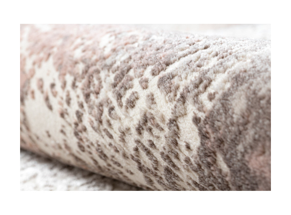 Kusový koberec Core W9784 Vintage rosette beige/pink