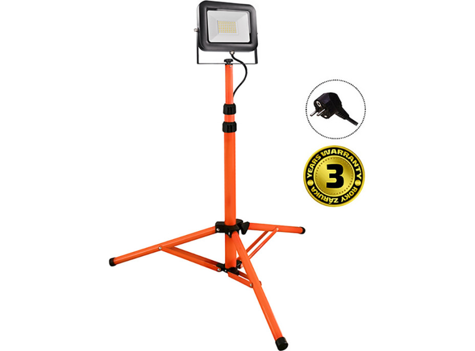 LED venkovní reflektor PRO s vysokým stojanem - 50W - 4600 lm