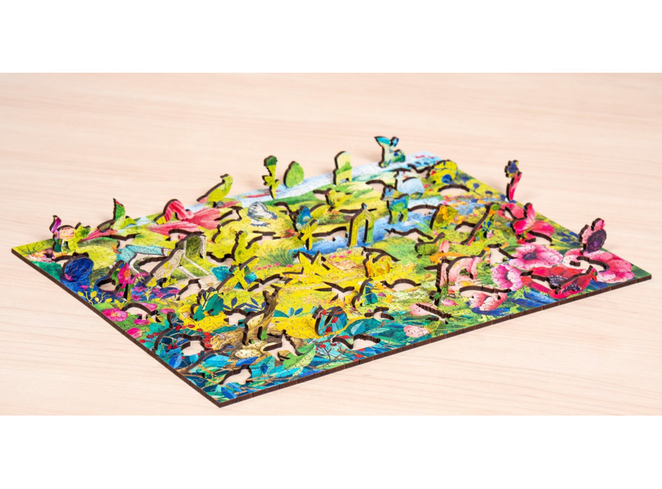 RAVENSBURGER Dřevěné puzzle Divoká zahrada 500 dílků