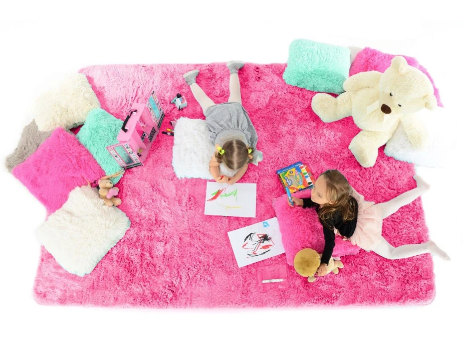 Plyšový dětský koberec TMAVĚ-RŮŽOVÝ