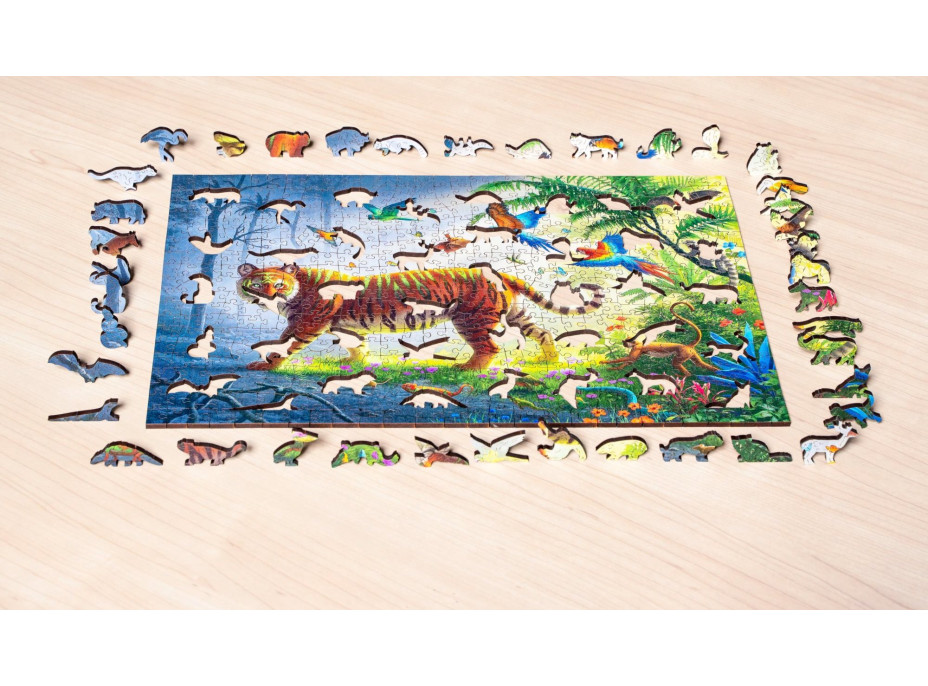 RAVENSBURGER Dřevěné puzzle Tygr v džungli 500 dílků