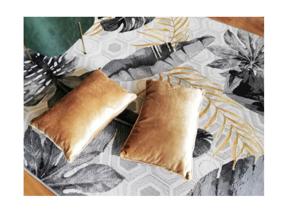 Kusový koberec JUNGLE listy - šedý/žlutý