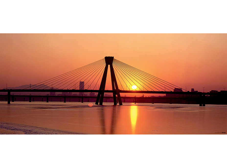 Moderní fototapeta - Most při západu slunce - 202x90 cm