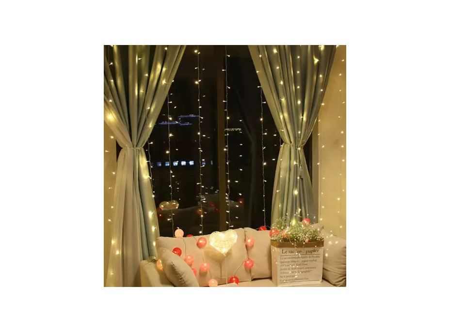 Světelný závěs s dálkovým ovladačem 300 LED USB - teplá bílá