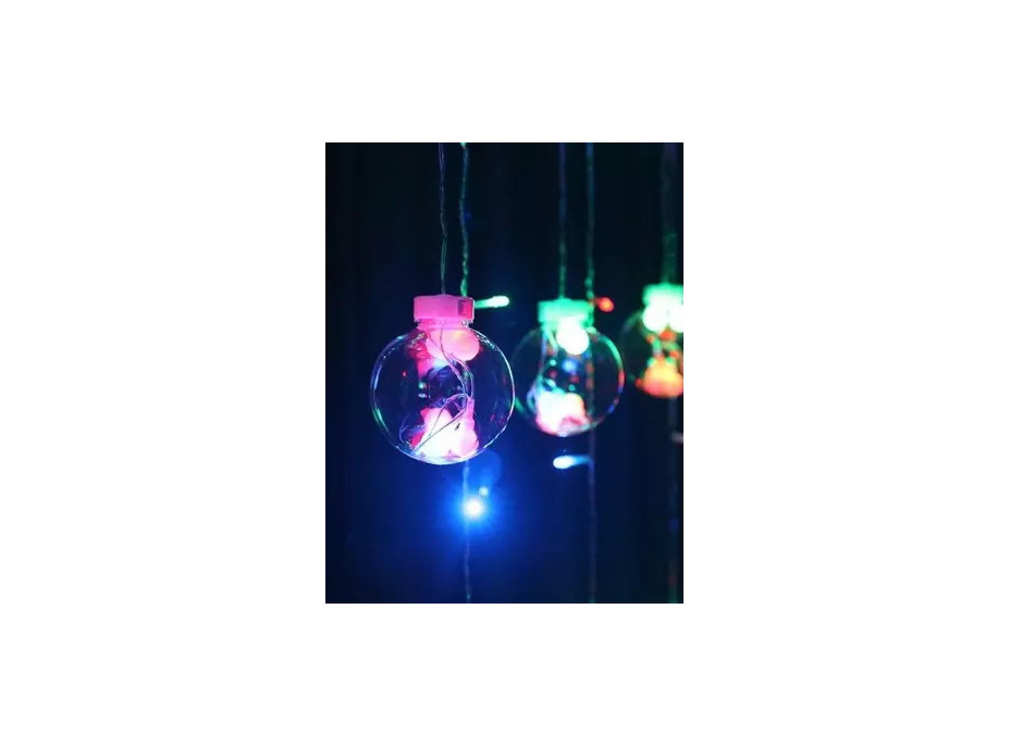 Světelný závěs s dálkovým ovladačem Baňky 108 LED USB - vícebarevný