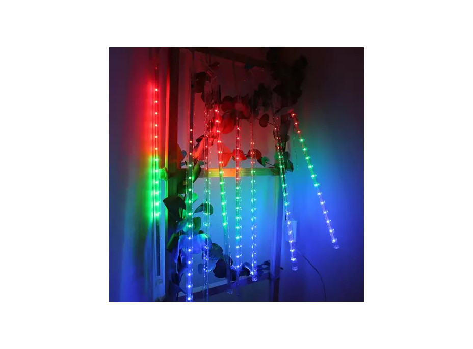 Světelná závěsná girlanda padající sníh - 36 LED 50 cm - vícebarevná