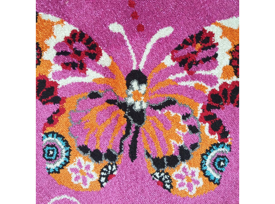 Dětský koberec Motýlci - růžový