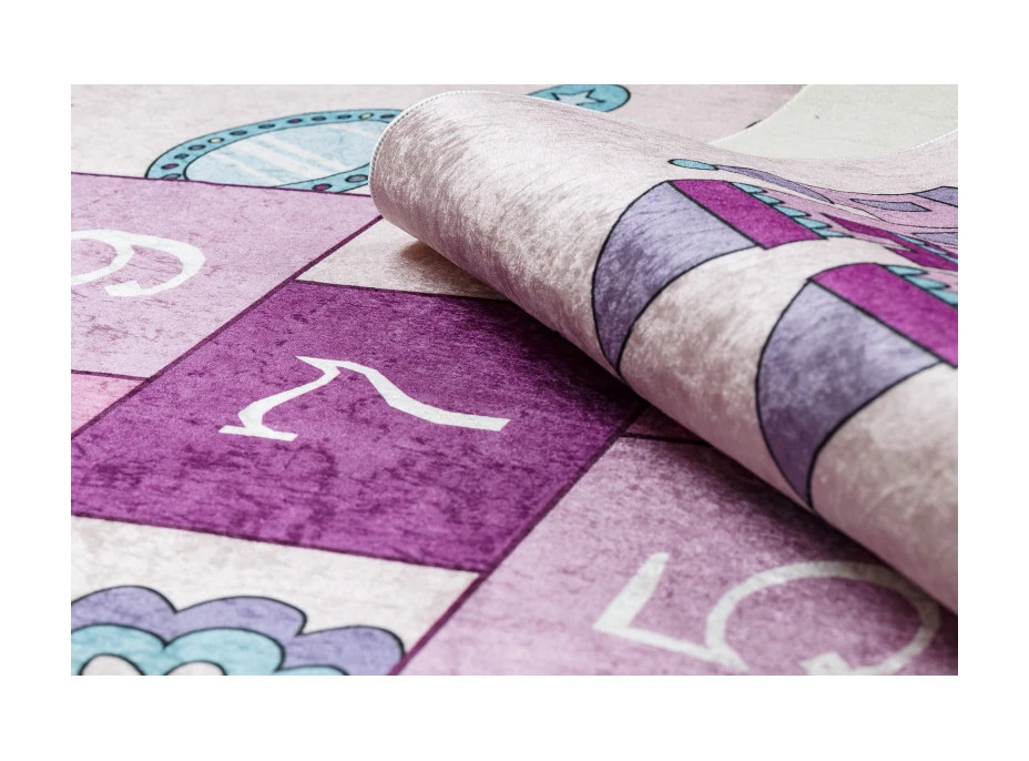 Dětský kusový koberec Bambino 2285 Hopscotch pink