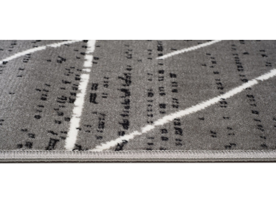 Kusový koberec GRACE Template - tmavě šedý/krémový
