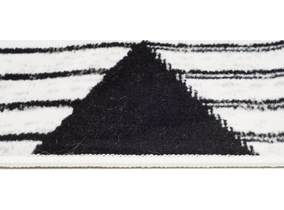 Kusový koberec GRACE Mingle - krémový/černý