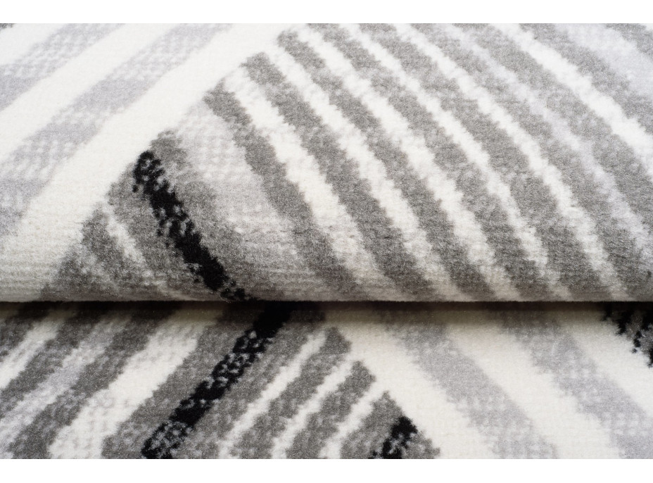 Kusový koberec GRACE Ethno - krémový/světle šedý