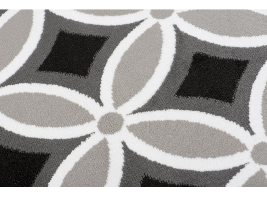 Kusový koberec MAYA Pattern - černý/šedý