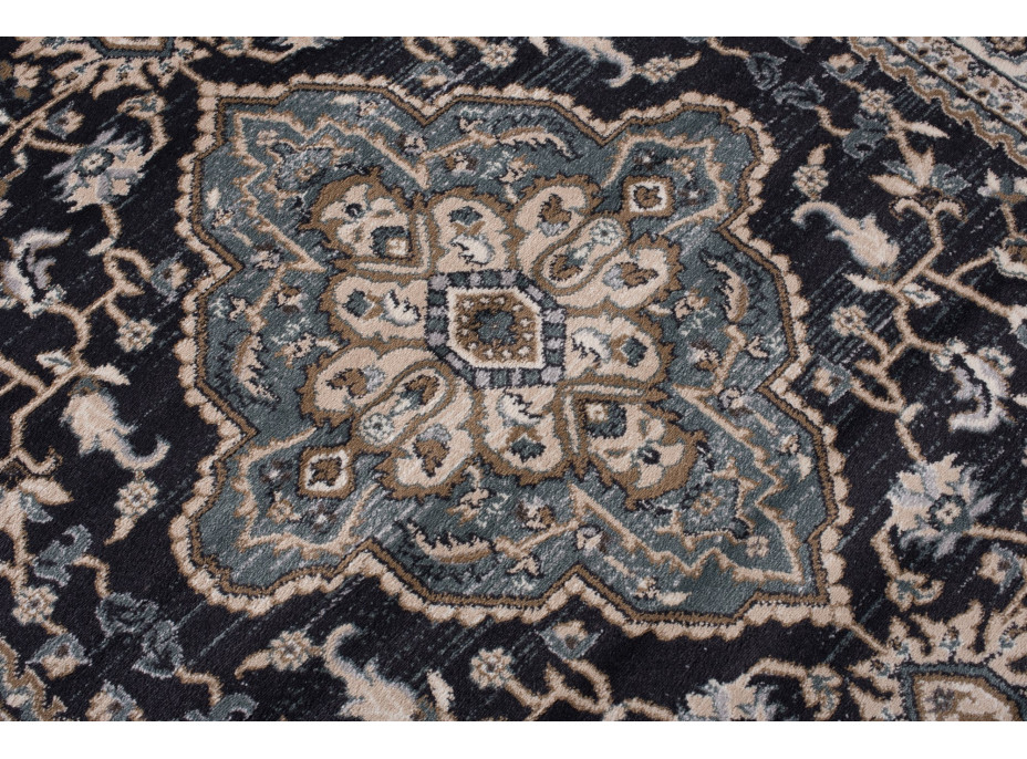 Kusový koberec COLORADO Ornament - tmavě šedý
