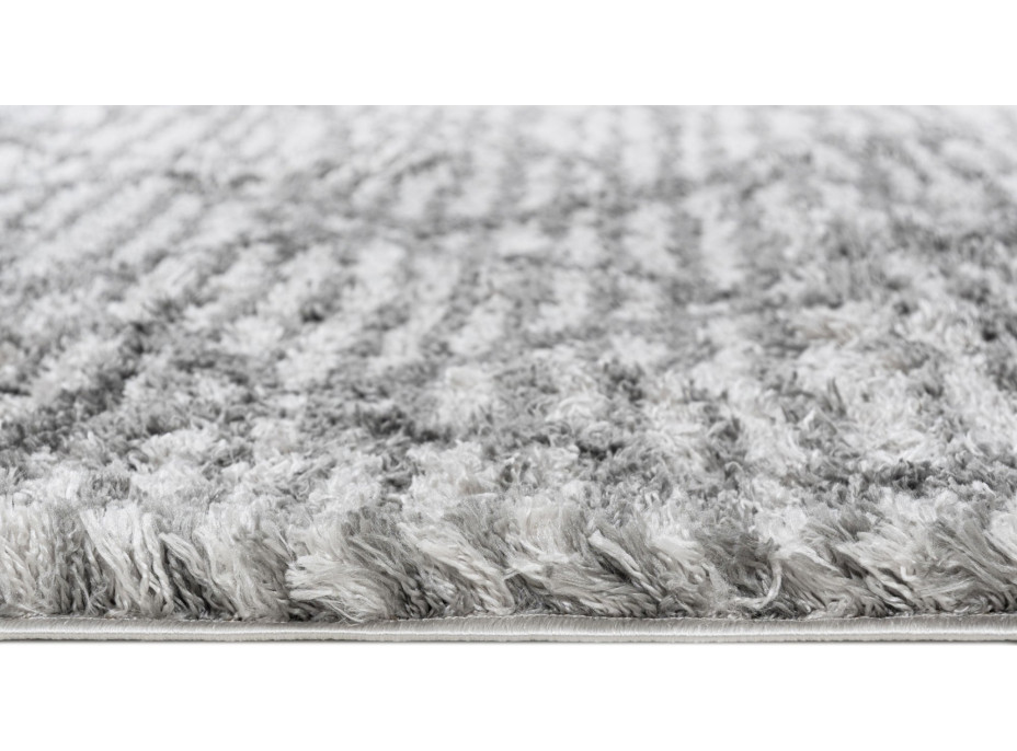 Kusový koberec AZTEC světle šedý - typ H