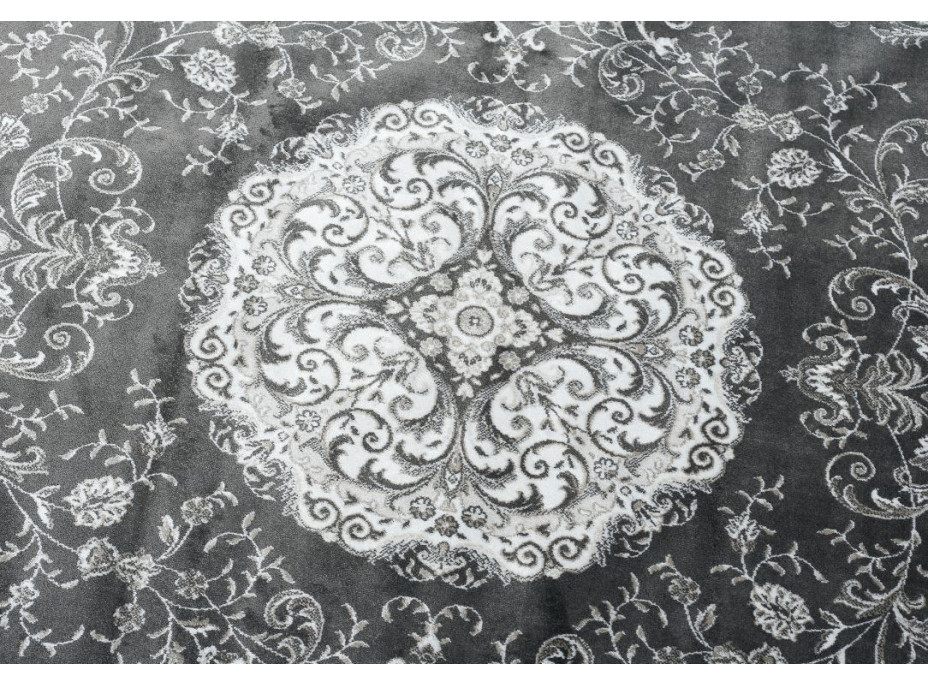 Kusový koberec ISFAHAN Rashid - tmavě šedý