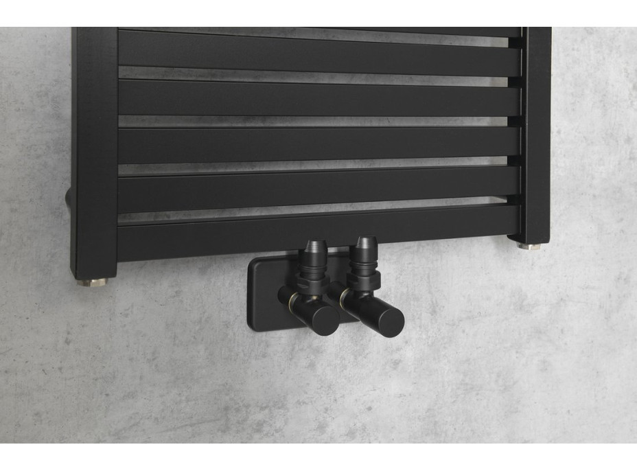 Aqualine TONDI otopné těleso rovné 450x1330 mm, středové připojení, černá mat DT476T