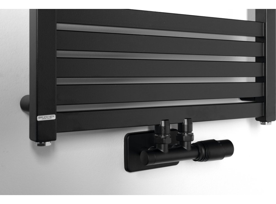 Bruckner GRUNT otopné těleso rovné 500x1330 mm, středové připojení, černá mat 600.122.6