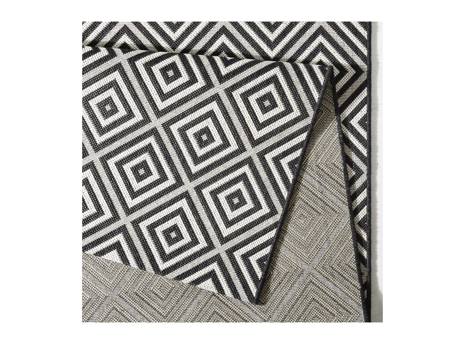 Kusový koberec Meadow Karo - černý - 80x150 cm