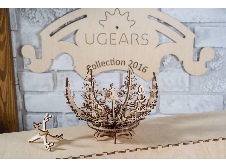 Ugears 3D dřevěné mechanické puzzle Květina