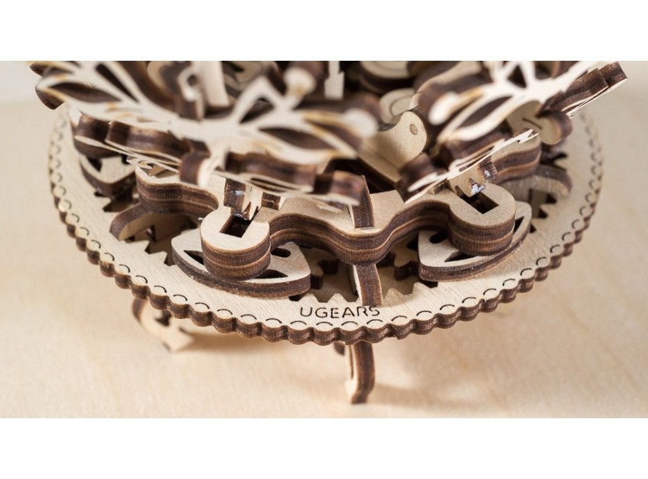 Ugears 3D dřevěné mechanické puzzle Květina