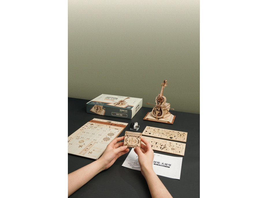 RoboTime 3D dřevěné mechanické puzzle Kouzelné violoncello (elektrický pohon)