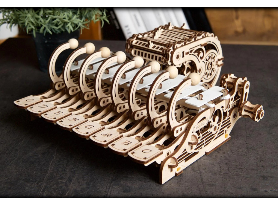 Ugears 3D dřevěné mechanické puzzle Programovatelná celesta