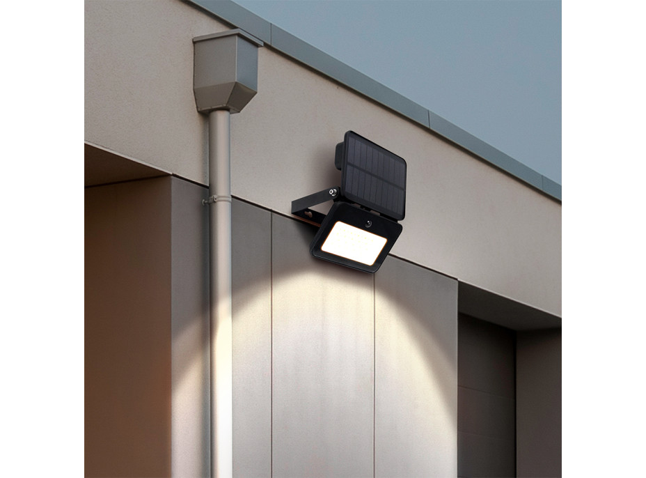 Solight LED solární světélko se senzorem, 6W, 660lm, 3CCT, Li-Ion, černá