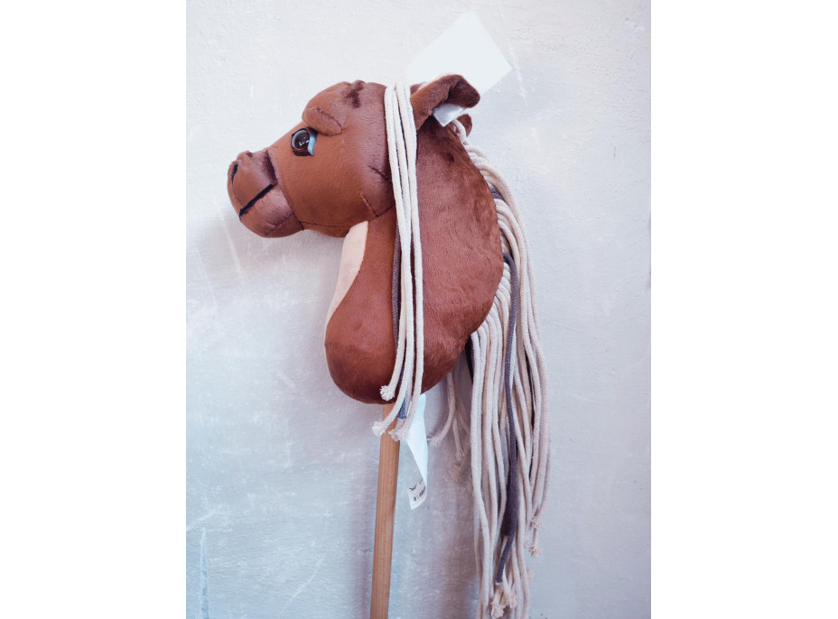 Hobby Horsing koník SKIPPY - hnědý