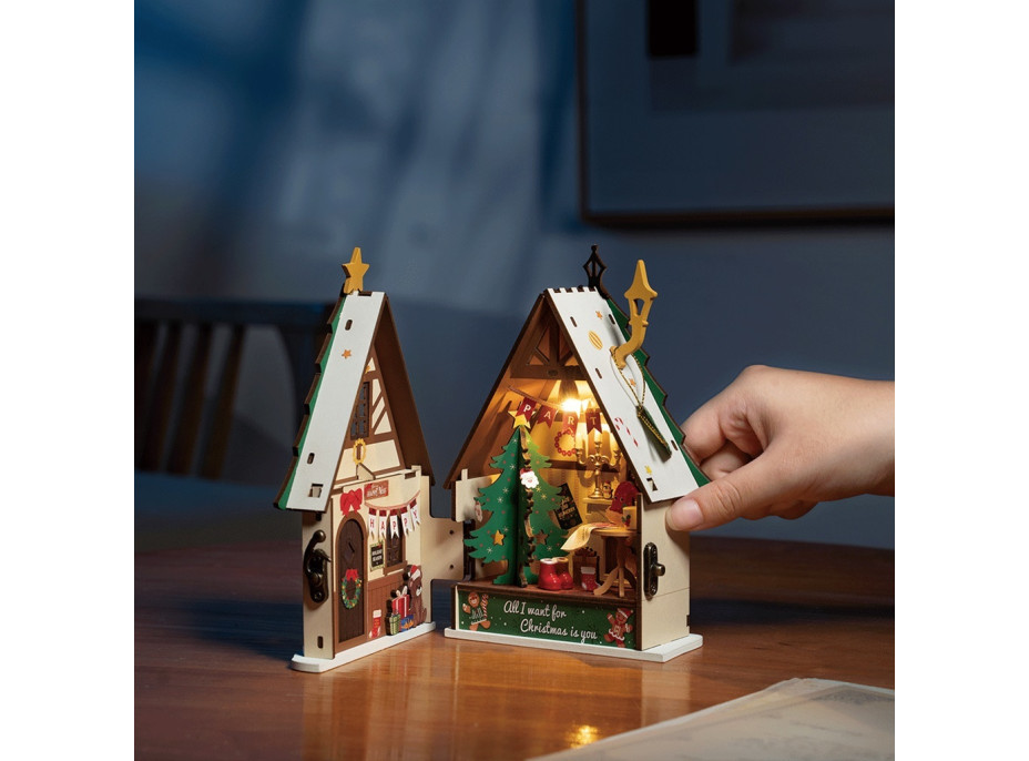 RoboTime Miniatura domečku Svítící vánoční dům