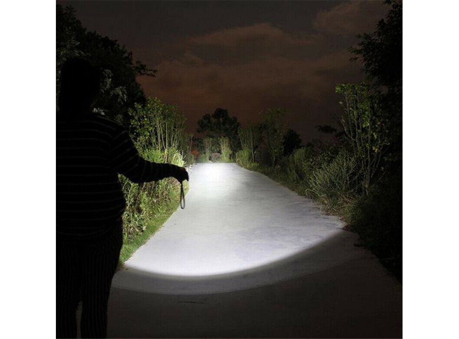 Solight LED nabíjecí svítilna, 1000lm, zoom, dárkové balení, Li-Ion