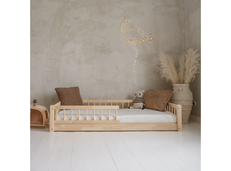 Dětská Montessori postel z masivu borovice Basic BELLO - 200x90 cm