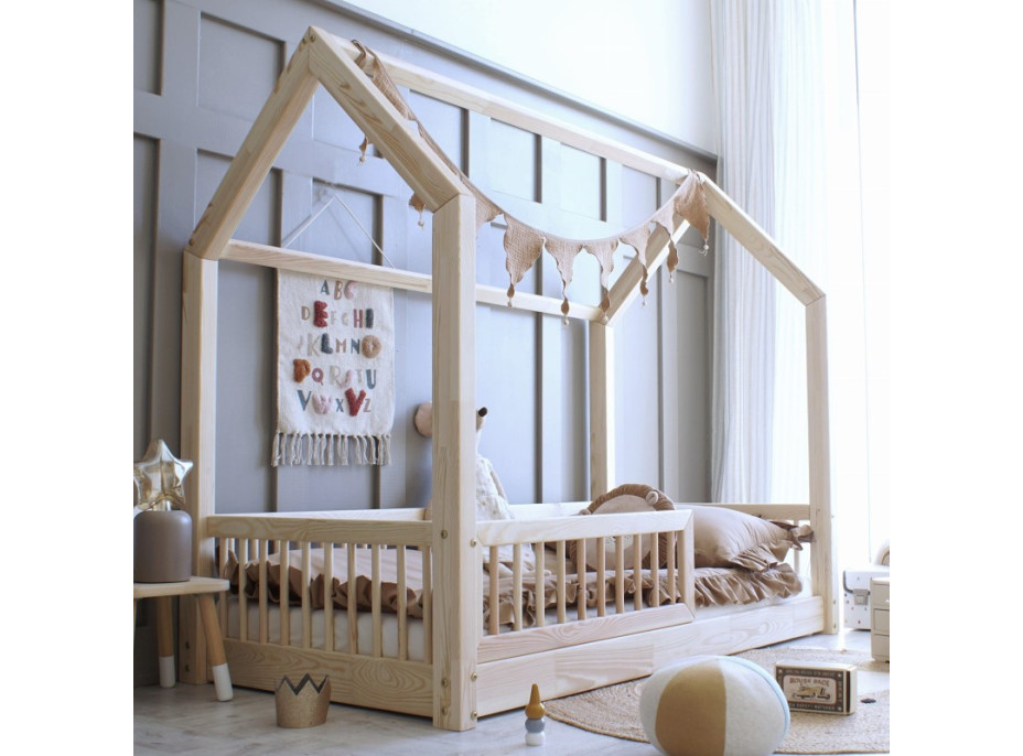 Dětská domečková Montessori postel z masivu borovice PIOLI - 180x80 cm