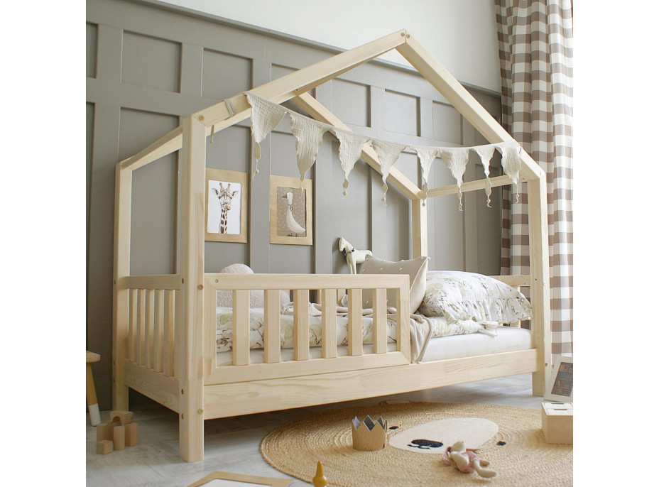 Dětská domečková postel z masivu borovice Bedhouse FENCE (se šuplíkem/s přistýlkou) - 200x90 cm
