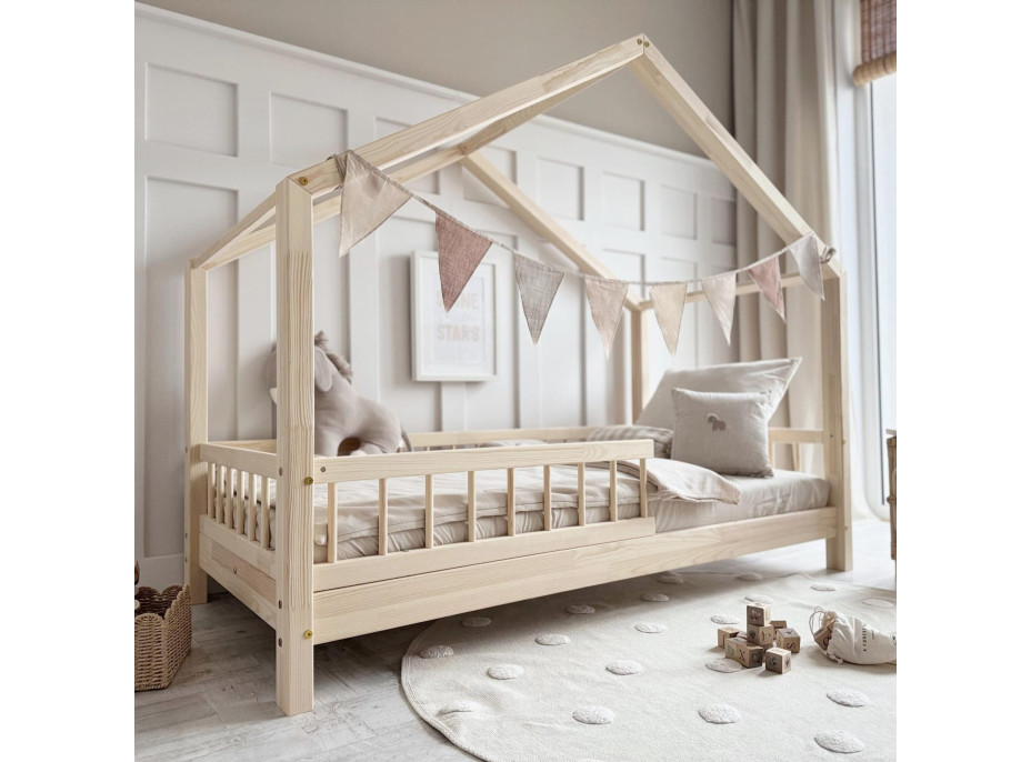 Dětská domečková postel z masivu borovice Bedhouse BELLO (se šuplíkem/s přistýlkou) - 180x80 cm