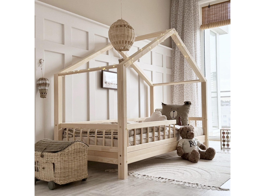 Dětská domečková postel z masivu borovice Bedhouse BELLO (se šuplíkem/s přistýlkou) - 180x80 cm