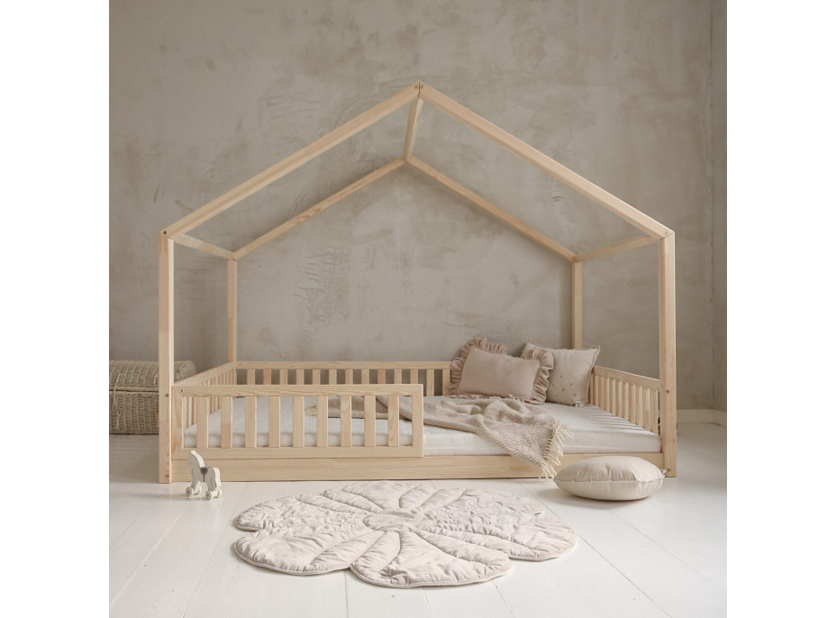 Dětská domečková Montessori postel z masivu borovice Bedhouse FENCE - 200x140 cm