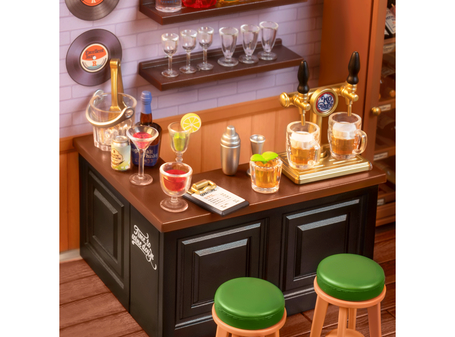 ROBOTIME Rolife DIY House: Hospůdka Cheers s LED osvětlením 142 dílků