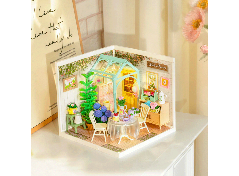 ROBOTIME Rolife DIY House: Zimní zahrada s LED osvětlením 151 dílků
