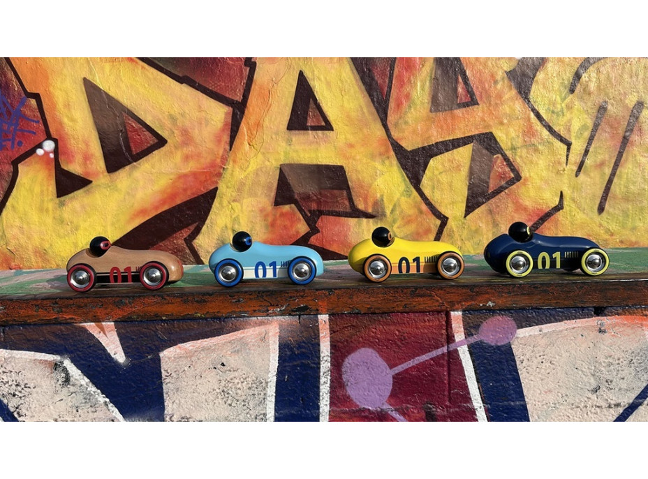 Vilac Dřevěné auto Old Sport Compet žluté