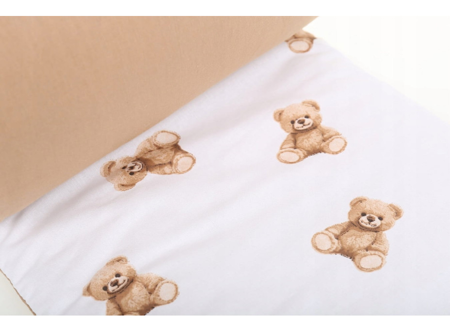 Ochranný mantinel do postýlky 180x30 cm BABYMAM PREMIUM - Medvídek Teddy - bílý/skořicový