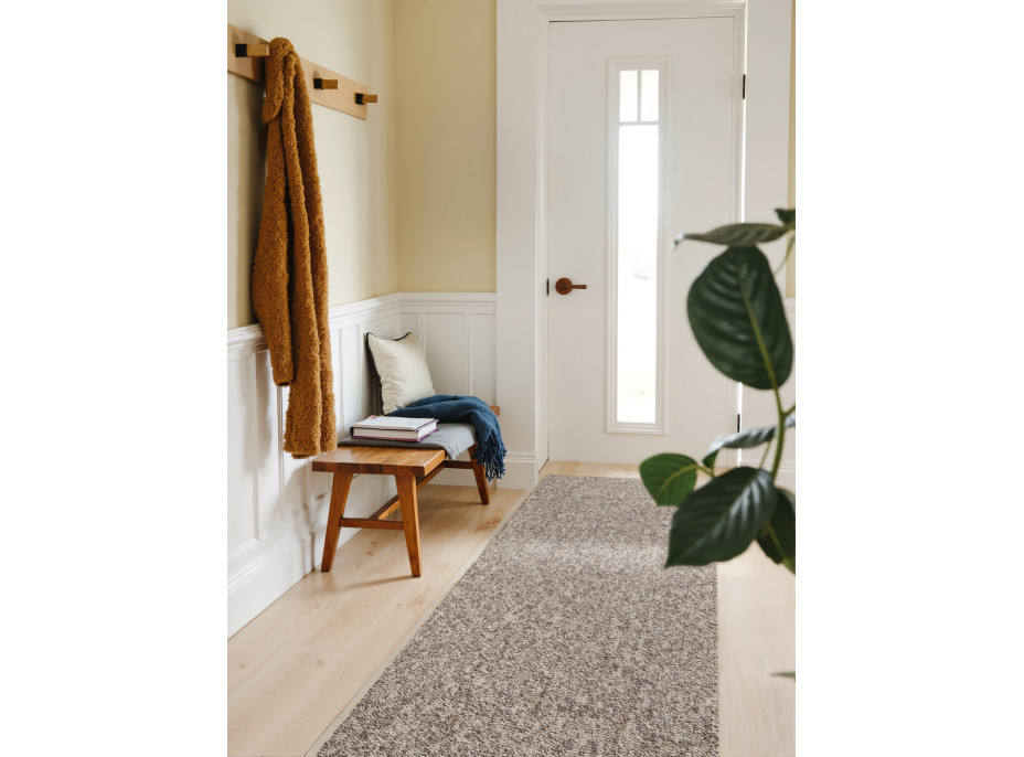 Běhoun Tundra 106229 Taupe z kolekce Elle