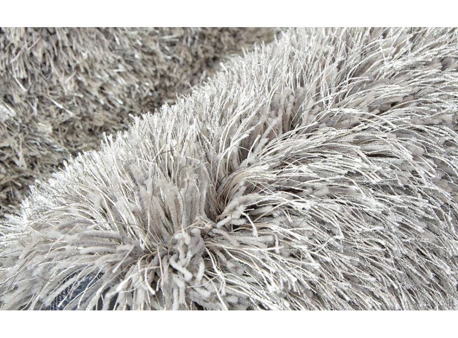 Kusový koberec Shaggy MAX puffy - světle šedý