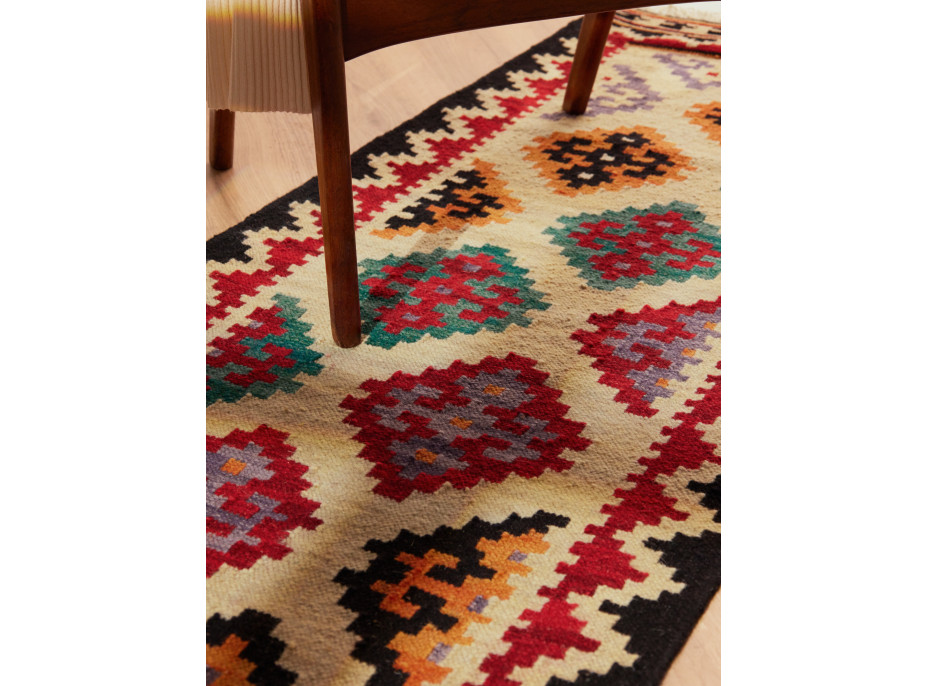 Kusový koberec Kamal Kian 106240 Multicolor