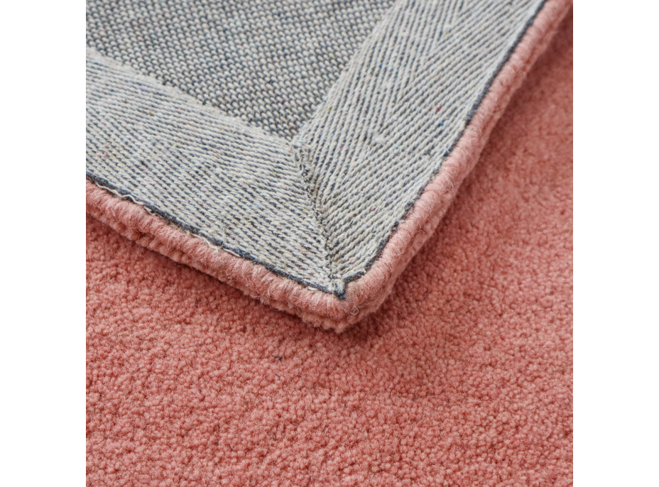 Ručně všívaný kusový koberec Asra wool starorůžová
